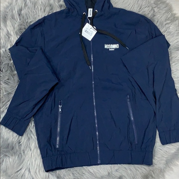 Moschino - Picture 2 of 6